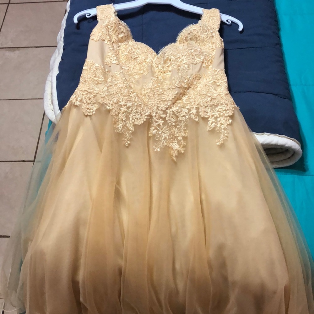 Dama dress for quinceañera